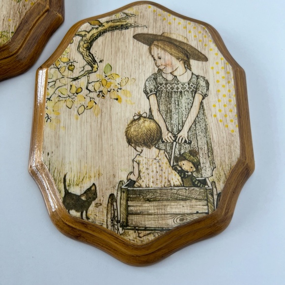 Vintage Handmade Holly Hobby and Friends Wall Plaques - Picture 3 of 8